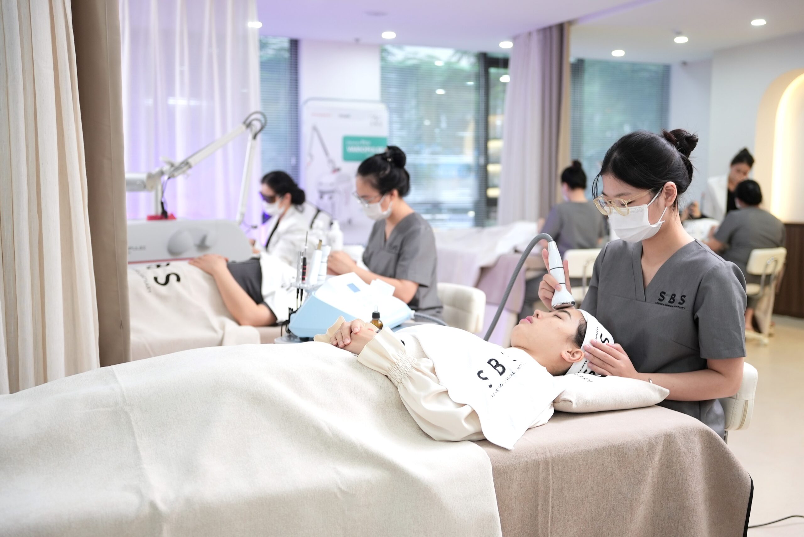 khong gian sbs clinic 2